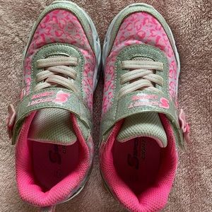 Girls Size12 Skechers Shoes pink/silver glitter